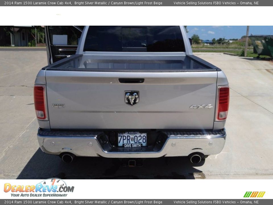 2014 Ram 1500 Laramie Crew Cab 4x4 Bright Silver Metallic / Canyon Brown/Light Frost Beige Photo #3