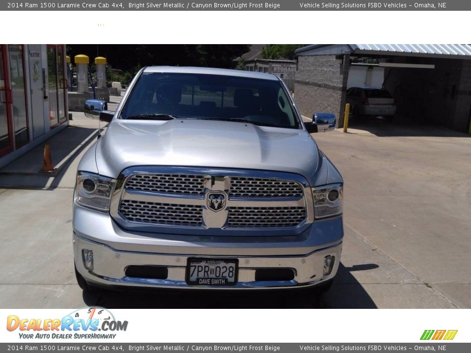 2014 Ram 1500 Laramie Crew Cab 4x4 Bright Silver Metallic / Canyon Brown/Light Frost Beige Photo #4