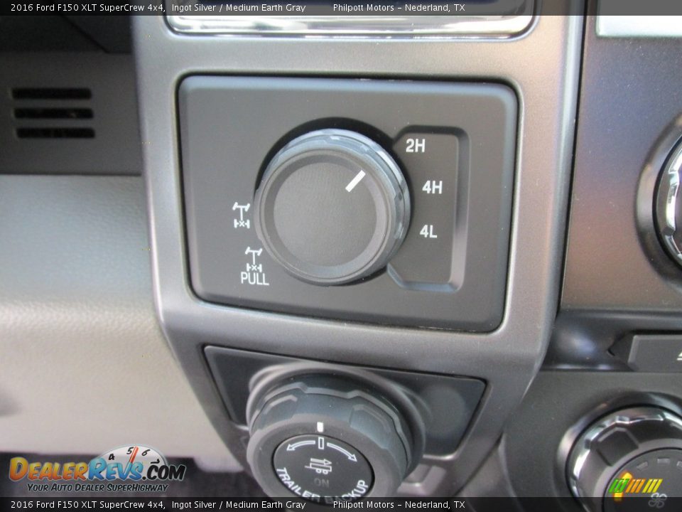 2016 Ford F150 XLT SuperCrew 4x4 Ingot Silver / Medium Earth Gray Photo #30