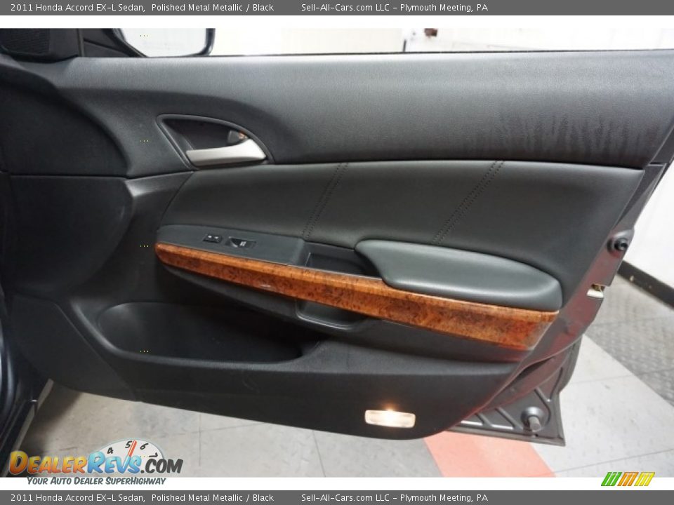 2011 Honda Accord EX-L Sedan Polished Metal Metallic / Black Photo #17