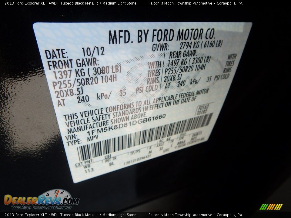 2013 Ford Explorer XLT 4WD Tuxedo Black Metallic / Medium Light Stone Photo #23