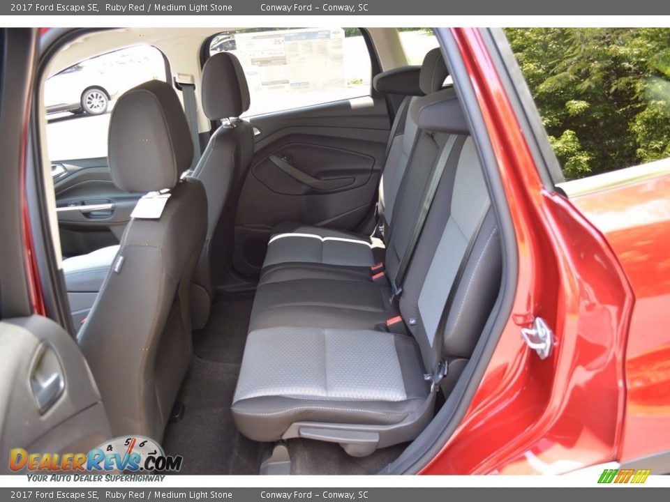 2017 Ford Escape SE Ruby Red / Medium Light Stone Photo #24