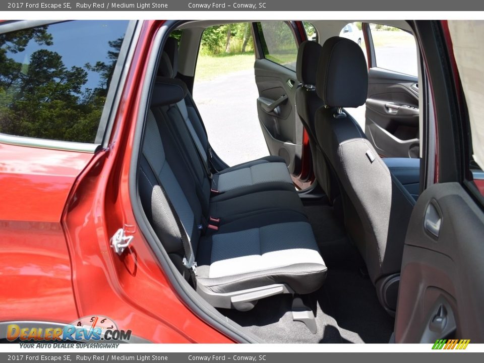 2017 Ford Escape SE Ruby Red / Medium Light Stone Photo #28