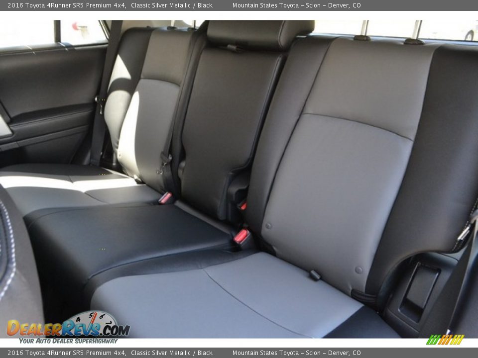 2016 Toyota 4Runner SR5 Premium 4x4 Classic Silver Metallic / Black Photo #7