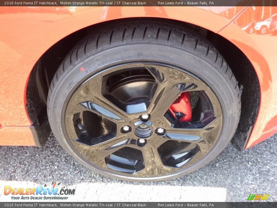 2016 Ford Fiesta ST Hatchback Molten Orange Metallic Tri-coat / ST Charcoal Black Photo #10