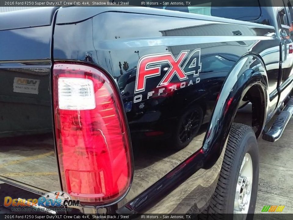 2016 Ford F250 Super Duty XLT Crew Cab 4x4 Shadow Black / Steel Photo #14