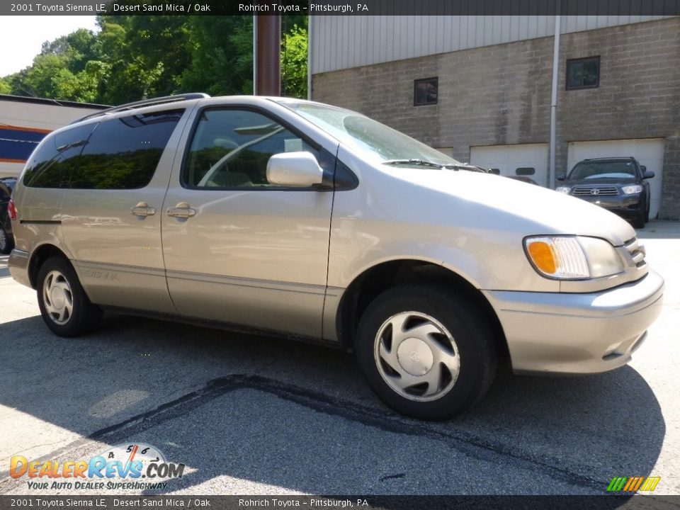2001 Toyota Sienna LE Desert Sand Mica / Oak Photo #1