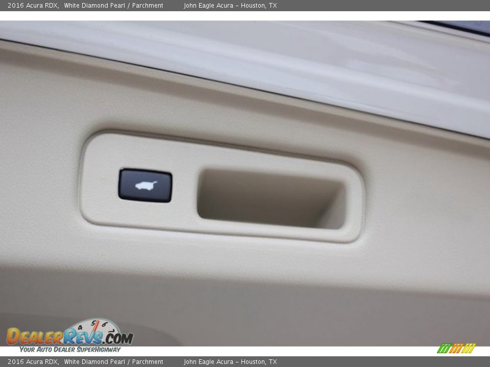 2016 Acura RDX White Diamond Pearl / Parchment Photo #20