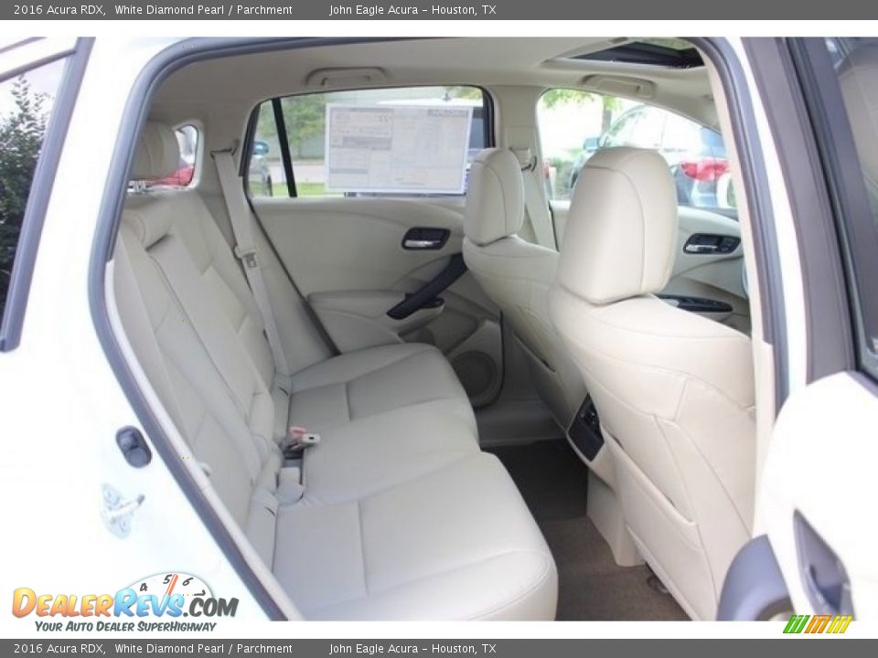 2016 Acura RDX White Diamond Pearl / Parchment Photo #22