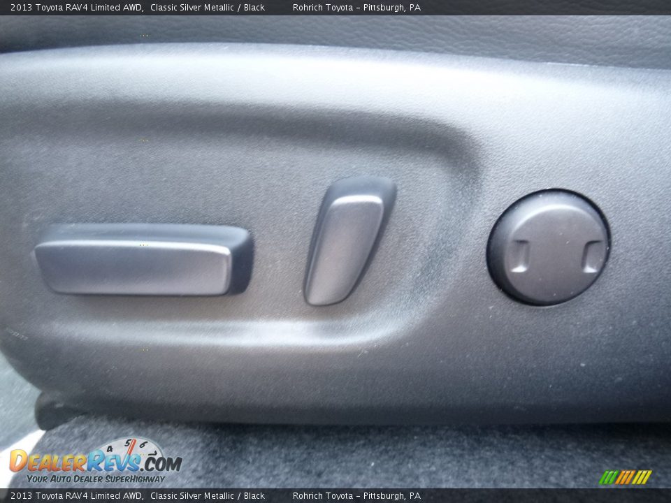 2013 Toyota RAV4 Limited AWD Classic Silver Metallic / Black Photo #18