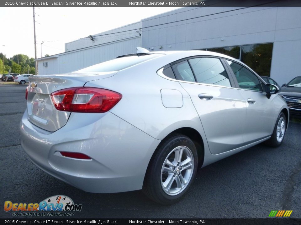 2016 Chevrolet Cruze LT Sedan Silver Ice Metallic / Jet Black Photo #7