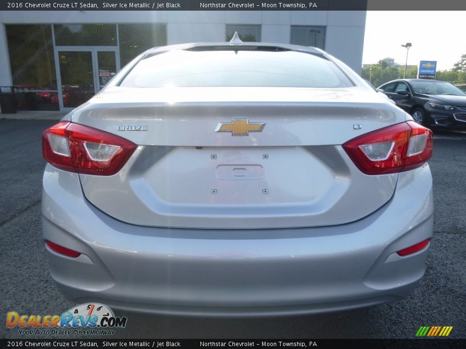 2016 Chevrolet Cruze LT Sedan Silver Ice Metallic / Jet Black Photo #8