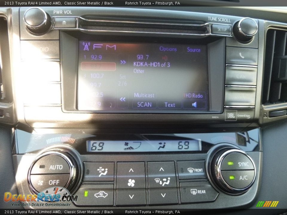 2013 Toyota RAV4 Limited AWD Classic Silver Metallic / Black Photo #24