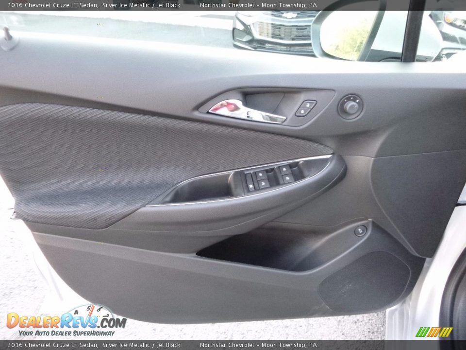 2016 Chevrolet Cruze LT Sedan Silver Ice Metallic / Jet Black Photo #15