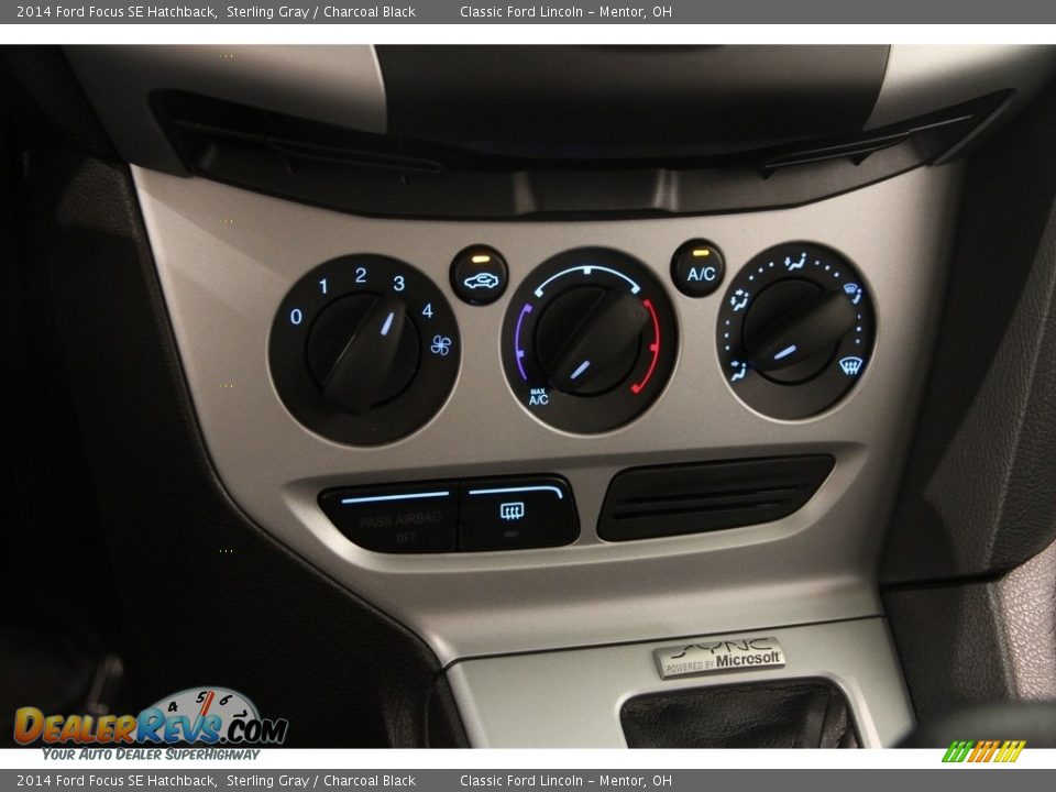 2014 Ford Focus SE Hatchback Sterling Gray / Charcoal Black Photo #11