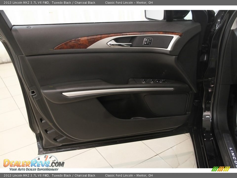 2013 Lincoln MKZ 3.7L V6 FWD Tuxedo Black / Charcoal Black Photo #4