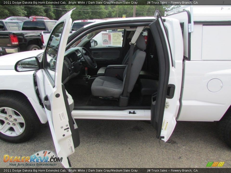 2011 Dodge Dakota Big Horn Extended Cab Bright White / Dark Slate Gray/Medium Slate Gray Photo #30