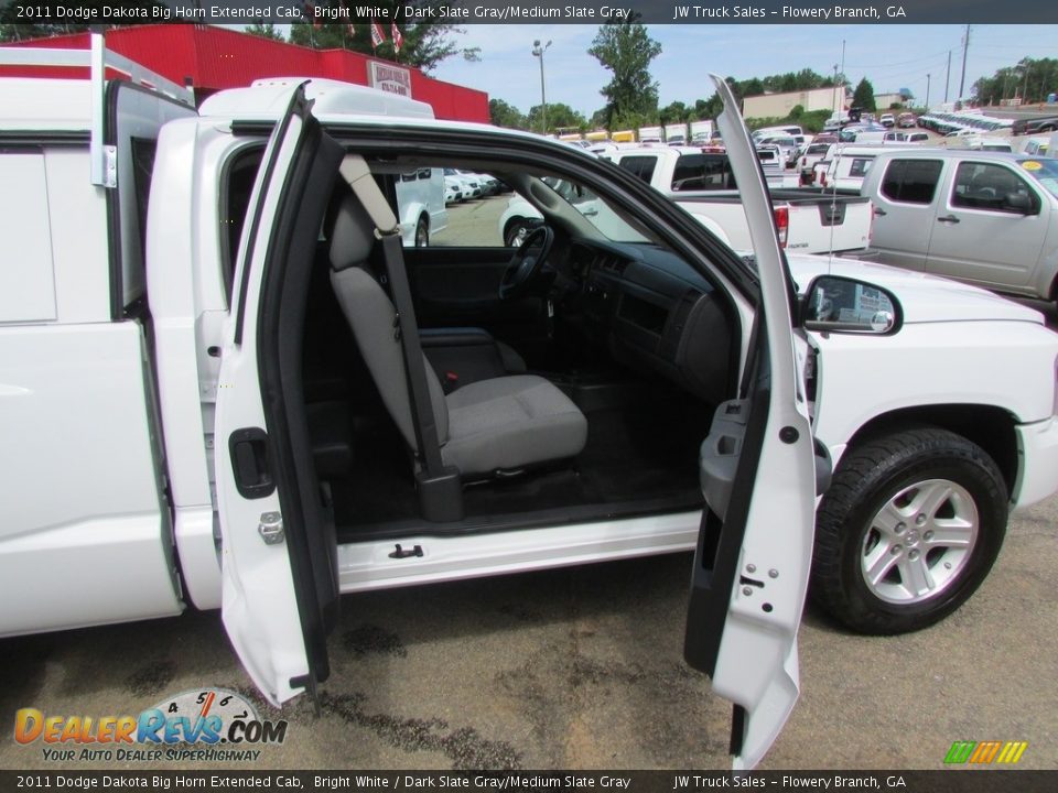 2011 Dodge Dakota Big Horn Extended Cab Bright White / Dark Slate Gray/Medium Slate Gray Photo #36