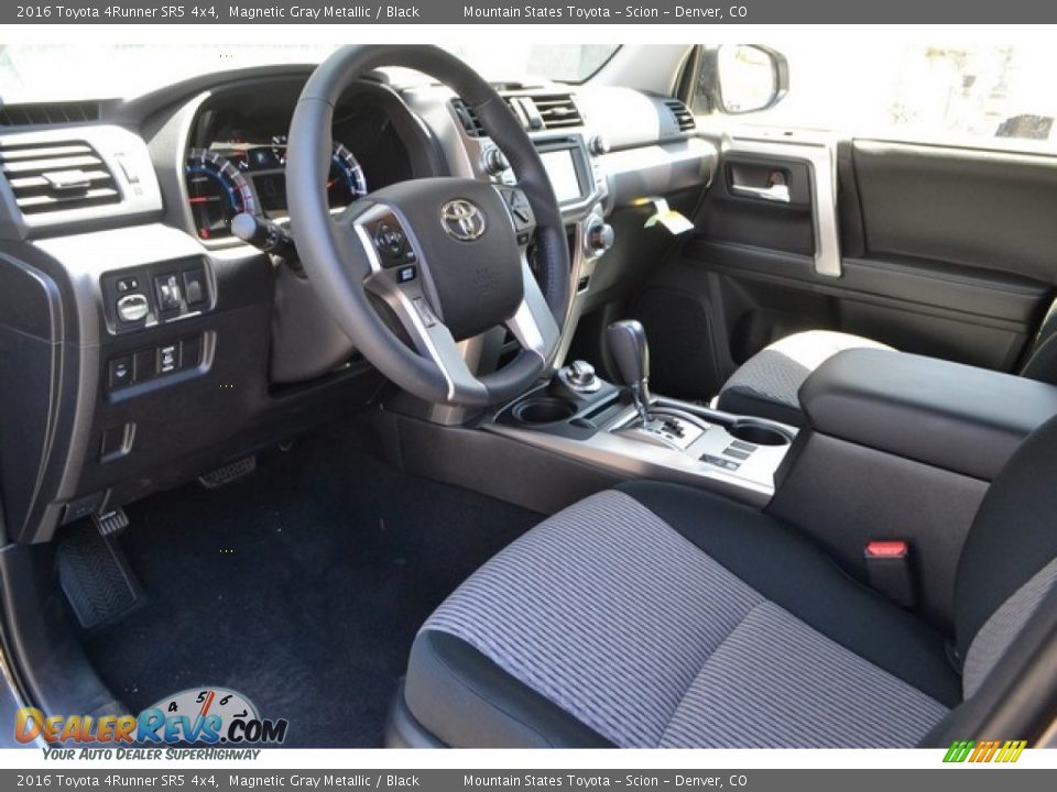 2016 Toyota 4Runner SR5 4x4 Magnetic Gray Metallic / Black Photo #5