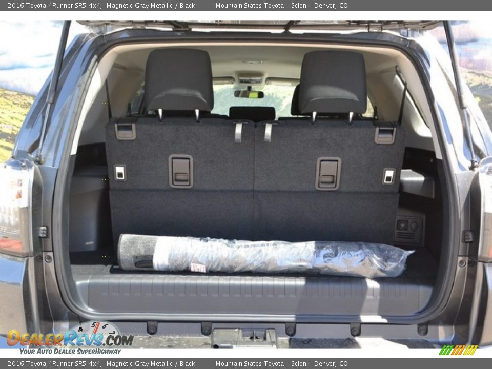 2016 Toyota 4Runner SR5 4x4 Magnetic Gray Metallic / Black Photo #9