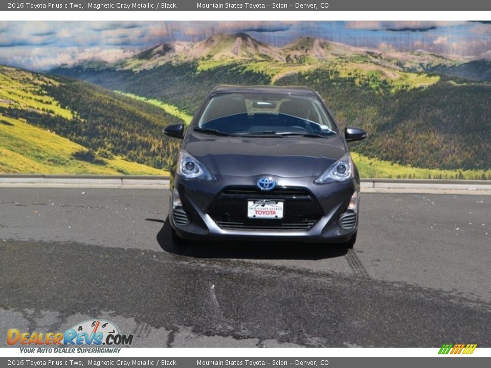 2016 Toyota Prius c Two Magnetic Gray Metallic / Black Photo #2