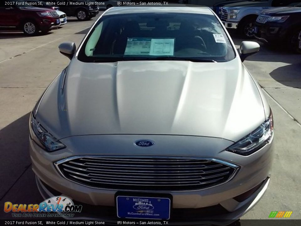 2017 Ford Fusion SE White Gold / Medium Light Stone Photo #6