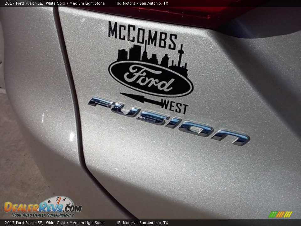 2017 Ford Fusion SE White Gold / Medium Light Stone Photo #15