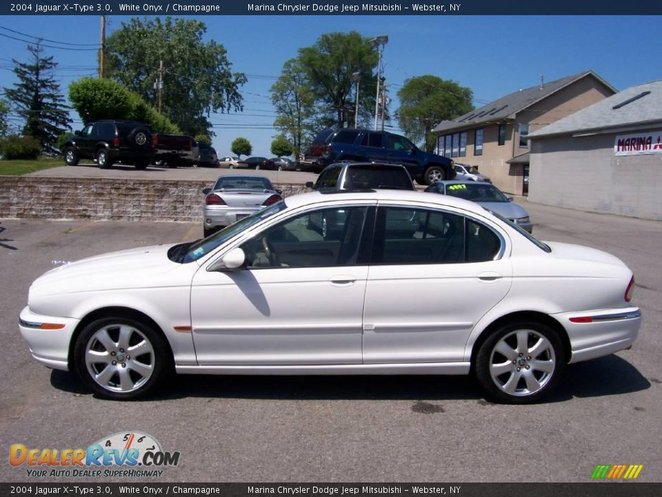 2004 Jaguar X-Type 3.0 White Onyx / Champagne Photo #7