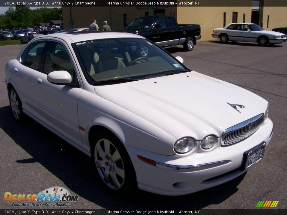 2004 Jaguar X-Type 3.0 White Onyx / Champagne Photo #12
