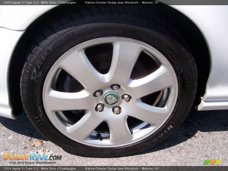 2004 Jaguar X-Type 3.0 White Onyx / Champagne Photo #25