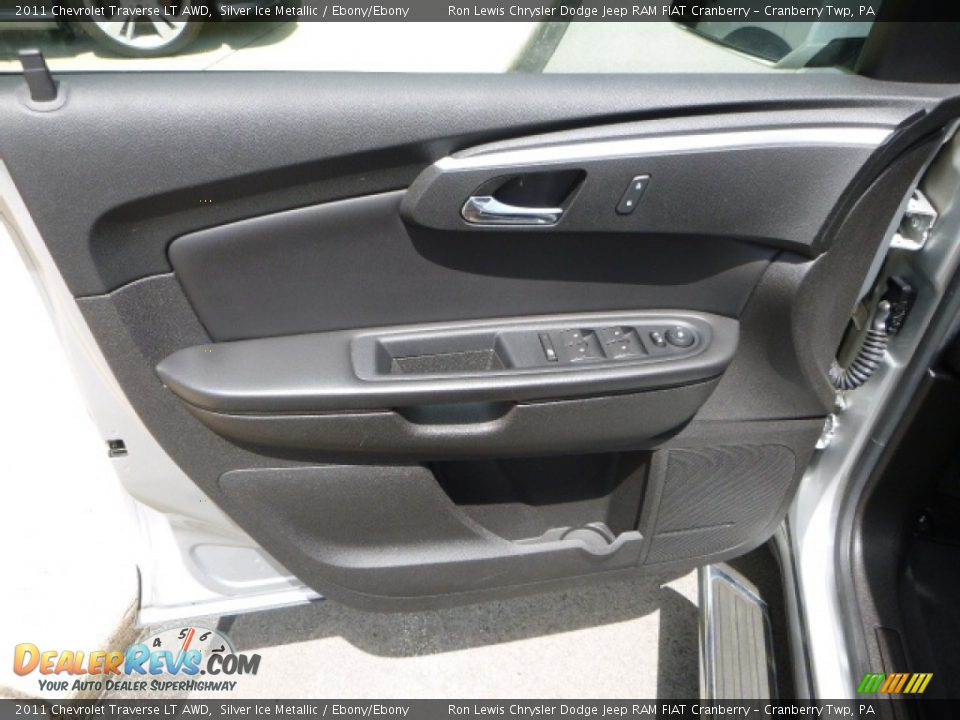 2011 Chevrolet Traverse LT AWD Silver Ice Metallic / Ebony/Ebony Photo #14