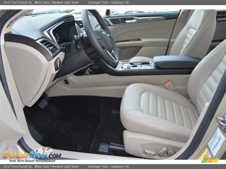 Front Seat of 2017 Ford Fusion SE Photo #7