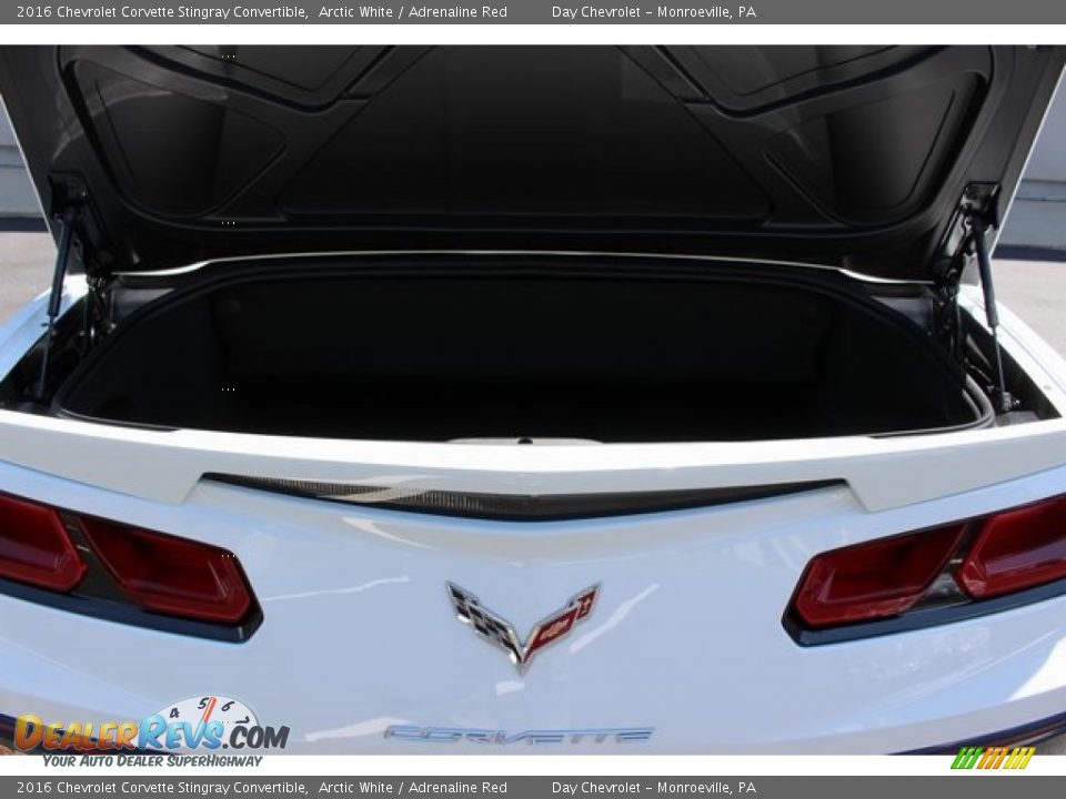 2016 Chevrolet Corvette Stingray Convertible Arctic White / Adrenaline Red Photo #9