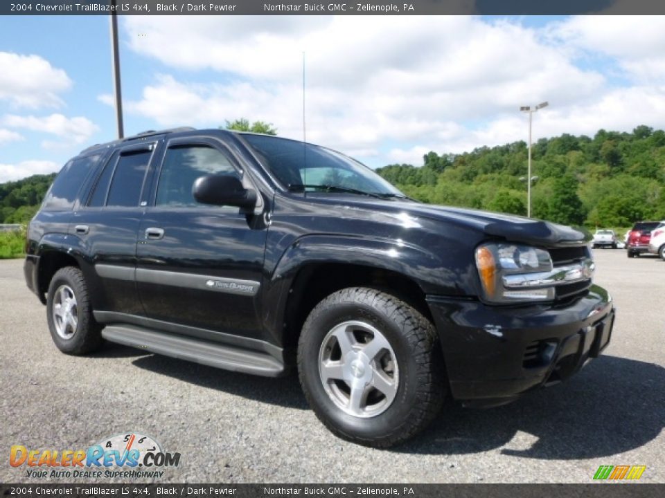2004 Chevrolet TrailBlazer LS 4x4 Black / Dark Pewter Photo #2