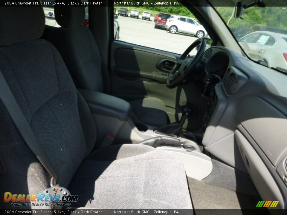 2004 Chevrolet TrailBlazer LS 4x4 Black / Dark Pewter Photo #5