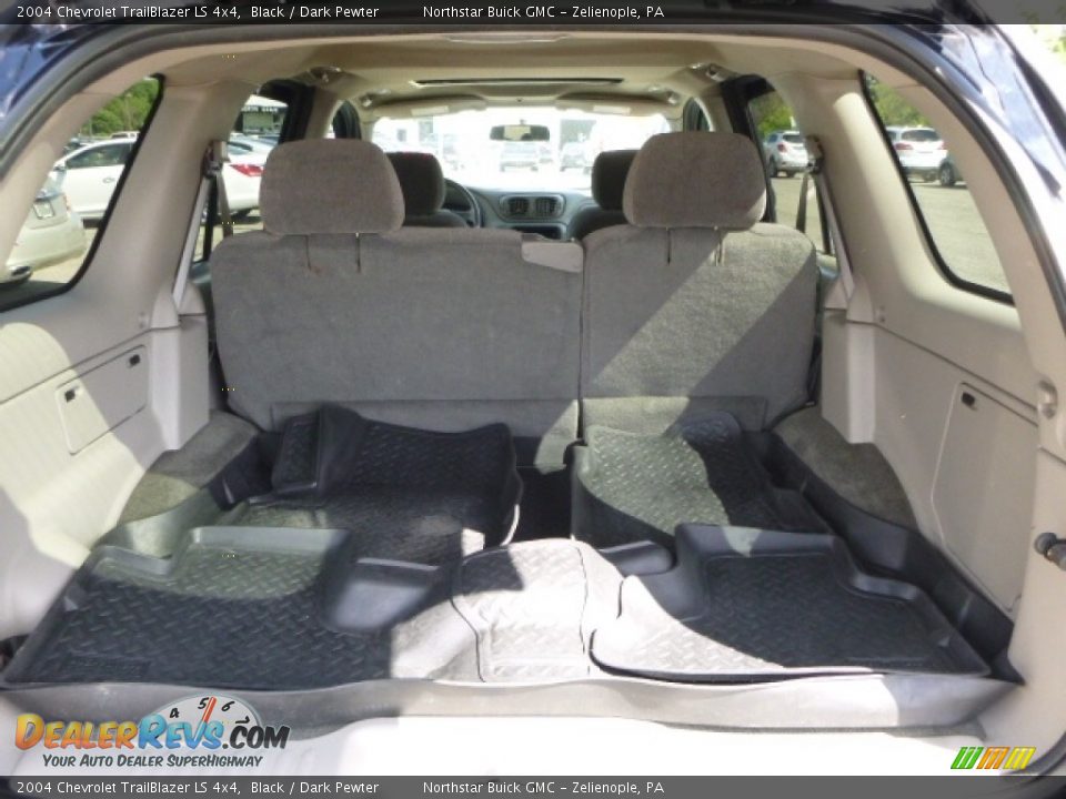 2004 Chevrolet TrailBlazer LS 4x4 Black / Dark Pewter Photo #12