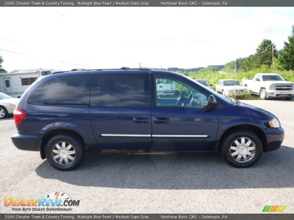 2006 Chrysler Town & Country Touring Midnight Blue Pearl / Medium Slate Gray Photo #8