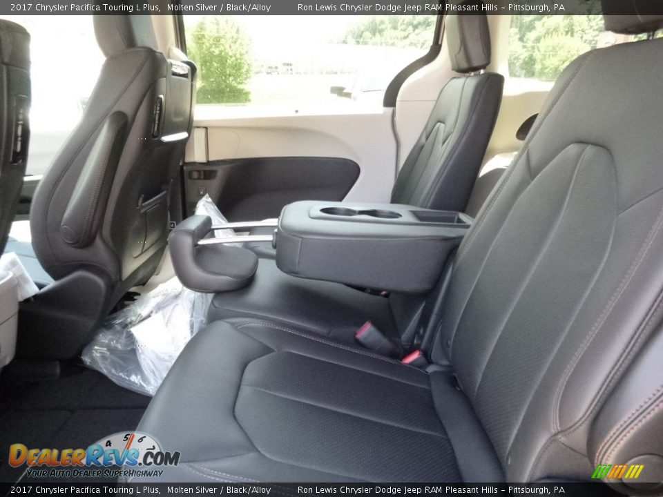 2017 Chrysler Pacifica Touring L Plus Molten Silver / Black/Alloy Photo #8