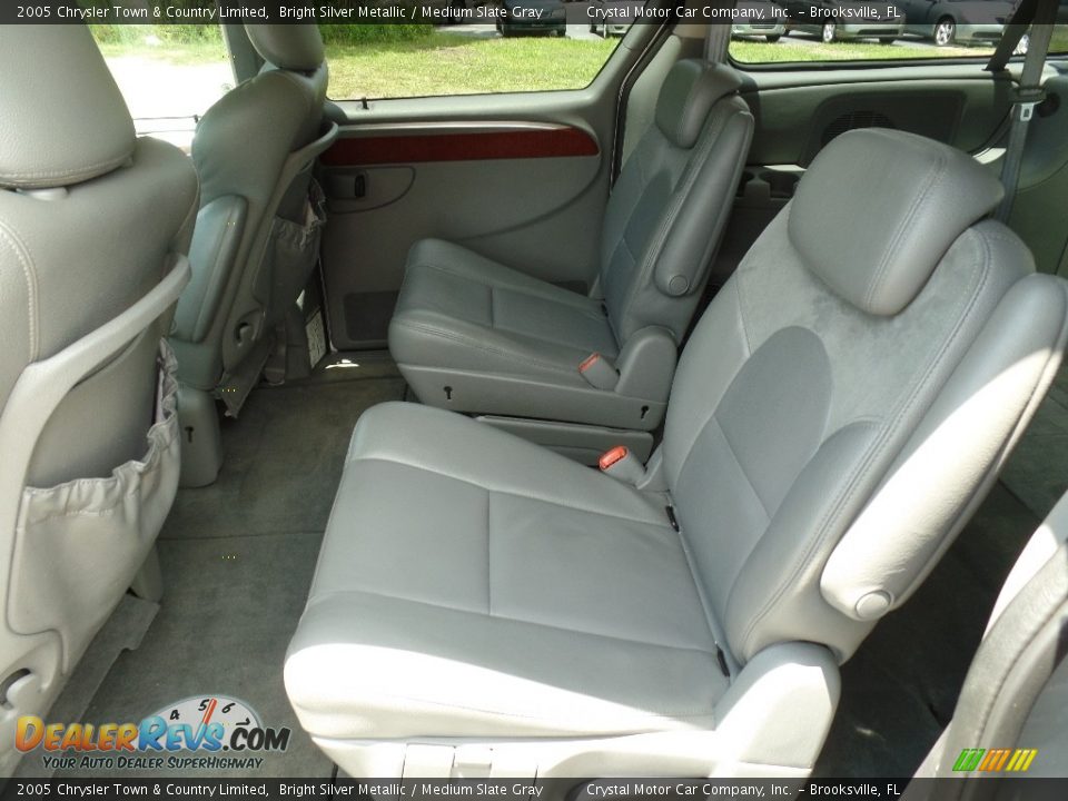 2005 Chrysler Town & Country Limited Bright Silver Metallic / Medium Slate Gray Photo #5