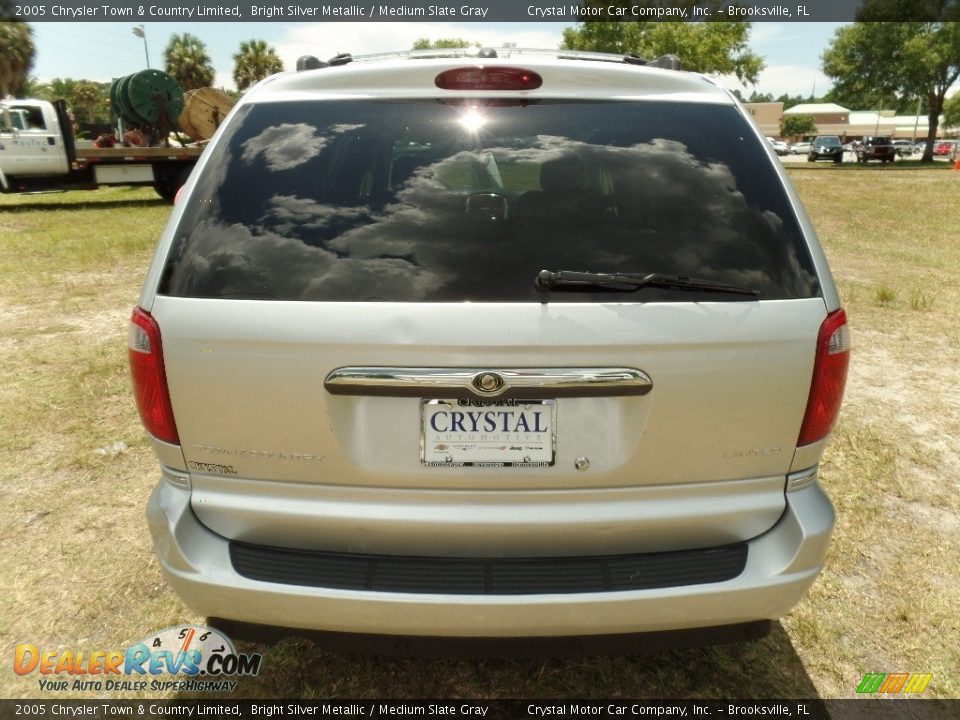 2005 Chrysler Town & Country Limited Bright Silver Metallic / Medium Slate Gray Photo #9