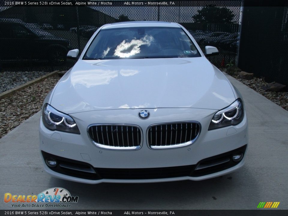 2016 BMW 5 Series 528i xDrive Sedan Alpine White / Mocha Photo #6