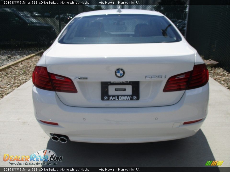2016 BMW 5 Series 528i xDrive Sedan Alpine White / Mocha Photo #9