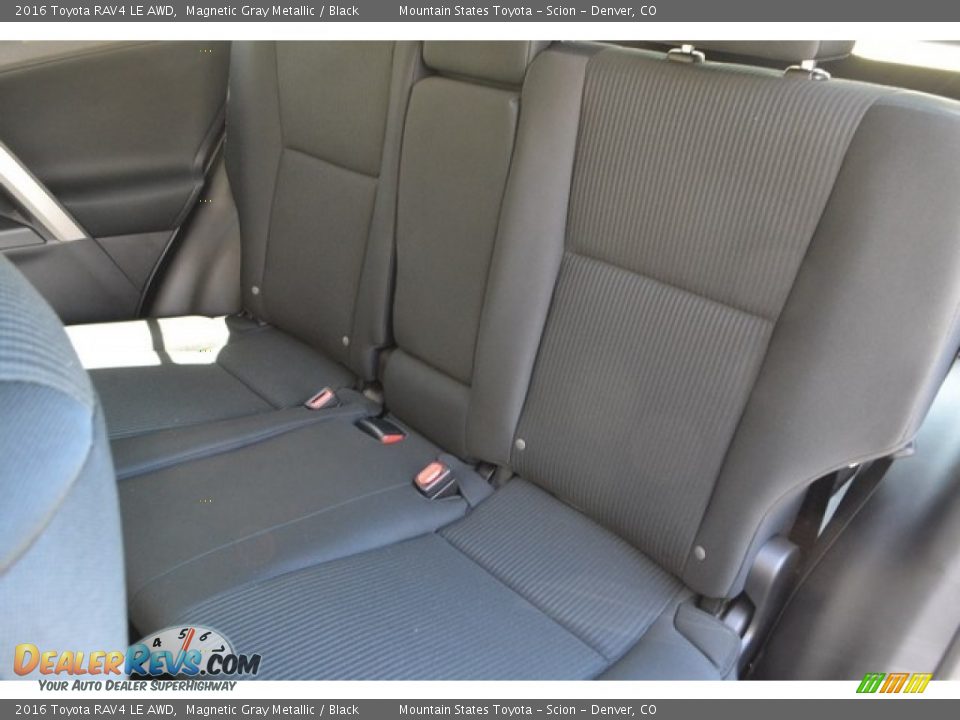 2016 Toyota RAV4 LE AWD Magnetic Gray Metallic / Black Photo #7