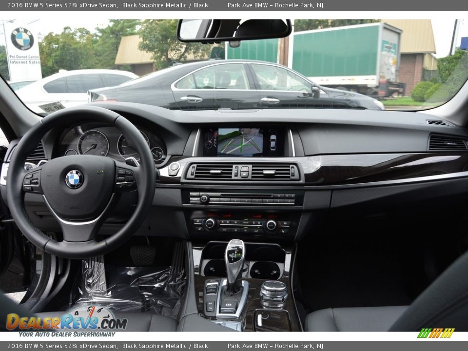 2016 BMW 5 Series 528i xDrive Sedan Black Sapphire Metallic / Black Photo #13