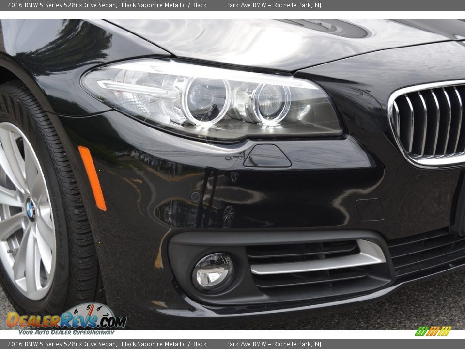 2016 BMW 5 Series 528i xDrive Sedan Black Sapphire Metallic / Black Photo #29