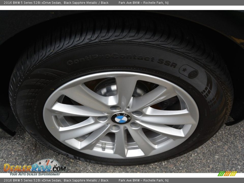 2016 BMW 5 Series 528i xDrive Sedan Black Sapphire Metallic / Black Photo #31