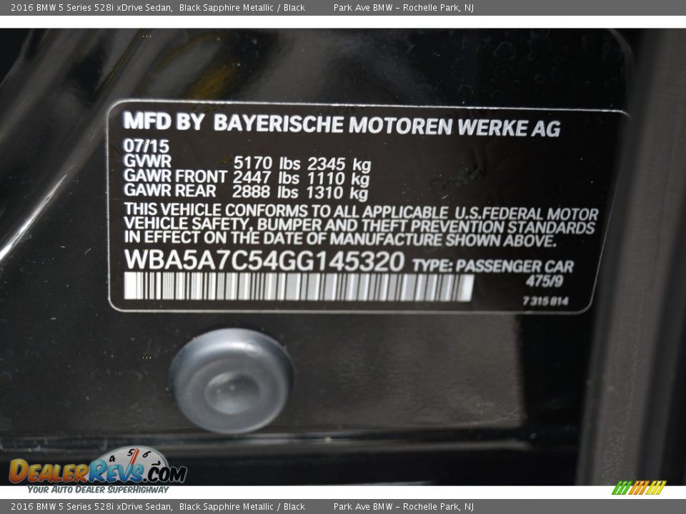 2016 BMW 5 Series 528i xDrive Sedan Black Sapphire Metallic / Black Photo #32