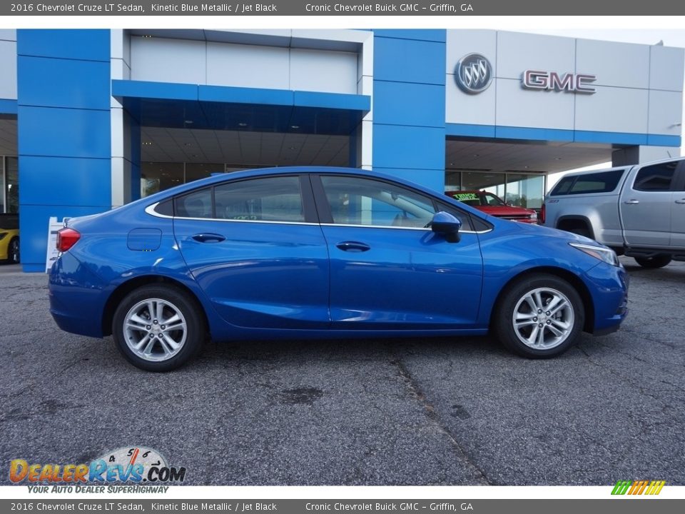 2016 Chevrolet Cruze LT Sedan Kinetic Blue Metallic / Jet Black Photo #8