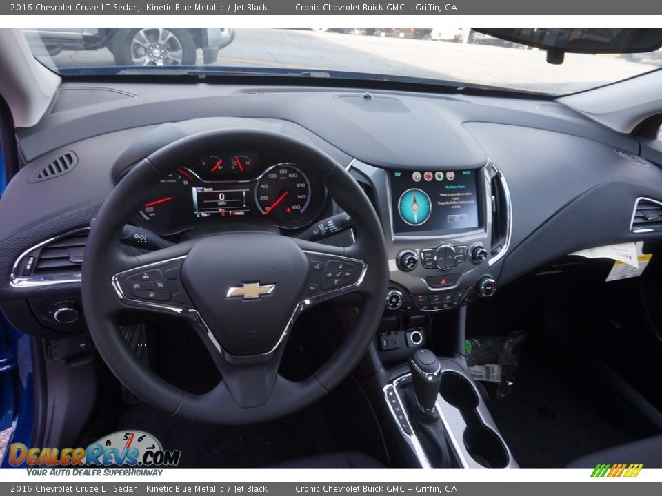 2016 Chevrolet Cruze LT Sedan Kinetic Blue Metallic / Jet Black Photo #10