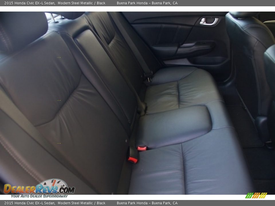 2015 Honda Civic EX-L Sedan Modern Steel Metallic / Black Photo #17
